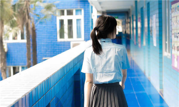石拐如何找到一个可以帮助我生孩子的女人？